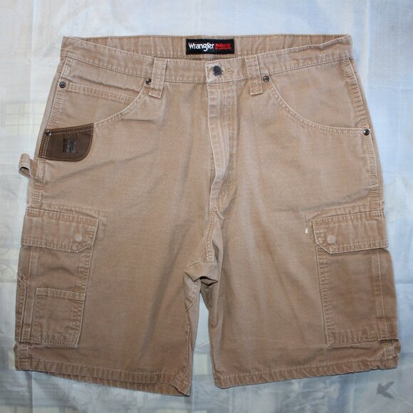 Wrangler Men's Tan Cargo Shorts - Picture 1 of 16